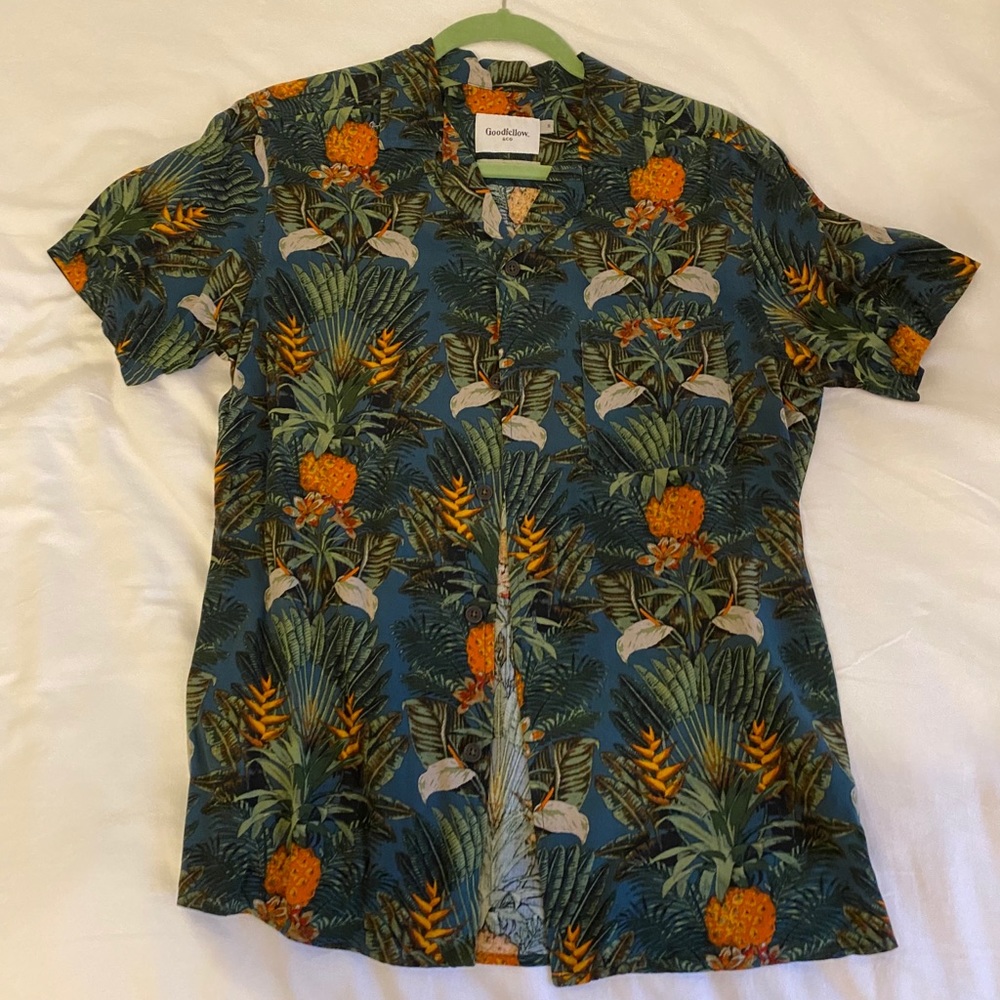 Goodfellow button up shirt Small
